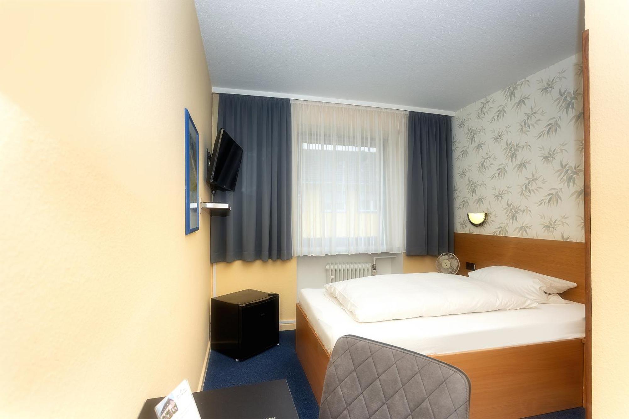 Hotel Westrich Baumholder Exterior photo